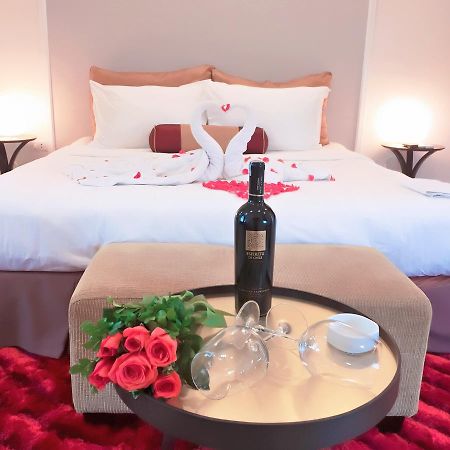 Smile Hotel Hanoi Exterior foto